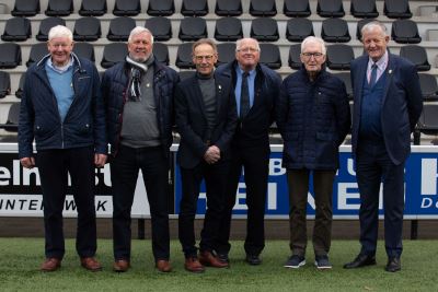 Afbeelding: jubilarrisen FCW huldiging maart 2022