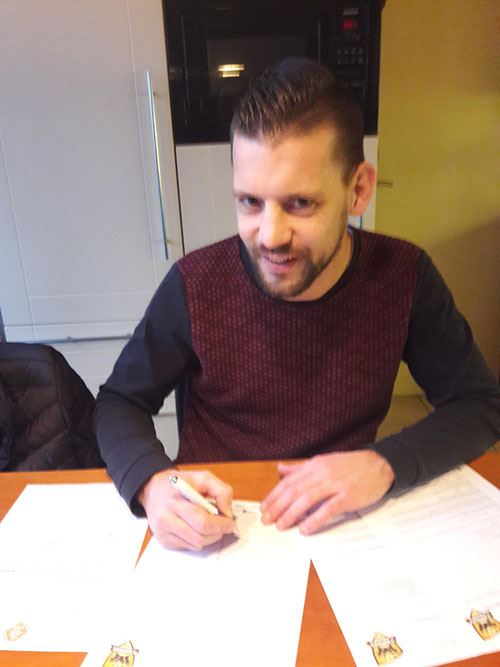 Afbeelding: Martijn_Beltman_tekent_contract