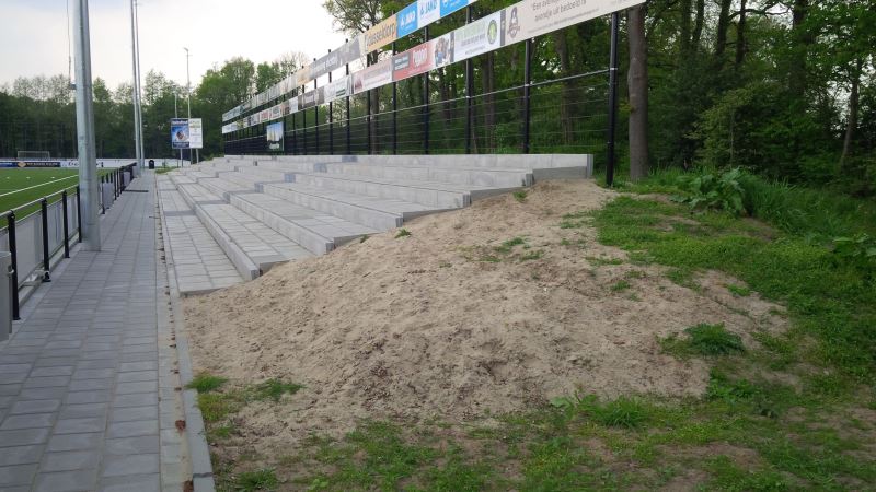 Afbeelding: 2014-04-23 Groeninplant staantribune