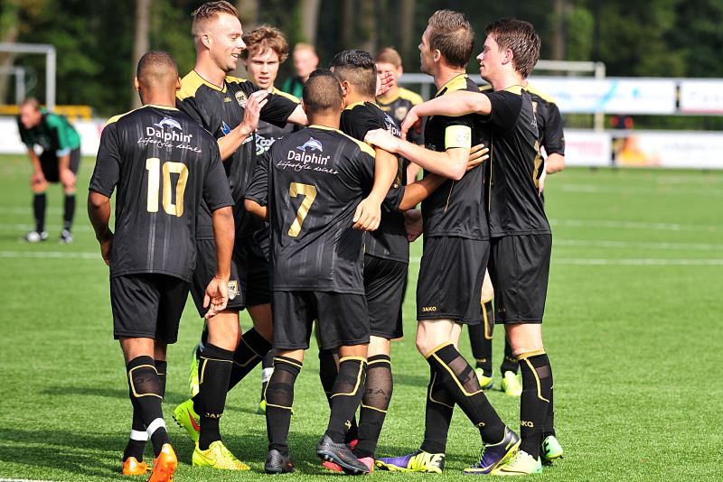 Afbeelding: 2014-09-21 FC Winterswijk 1 (zon) - Trekvogels 1