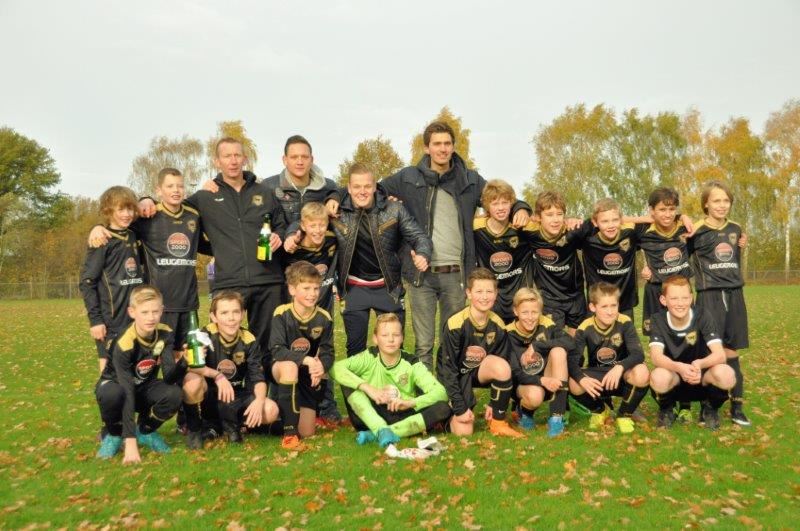 Afbeelding: DSC_321; Trotse kampioenen!