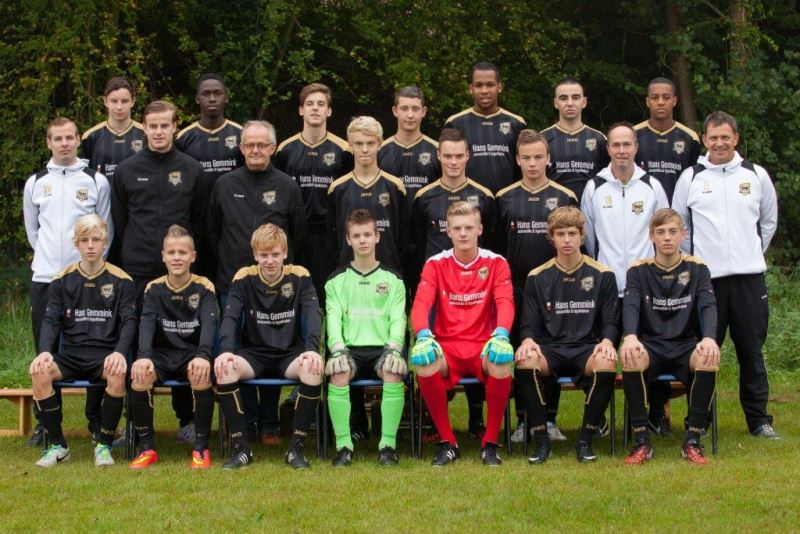 Afbeelding: B1 seizoen 2014-2015