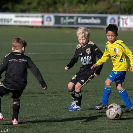 Jongens onder 8 winnen competitie