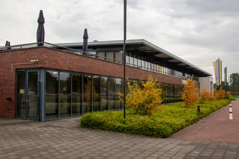 Gratis screening door Arvadez