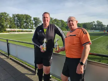 FC Winterswijk zet scheidsrechters in het zonnetje